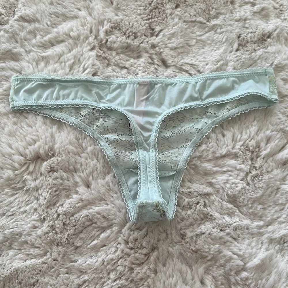 Victoria’s Secret Bundle Panties Size L